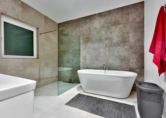 Apartman Modern 3 Bed & 2 Bth Sliema